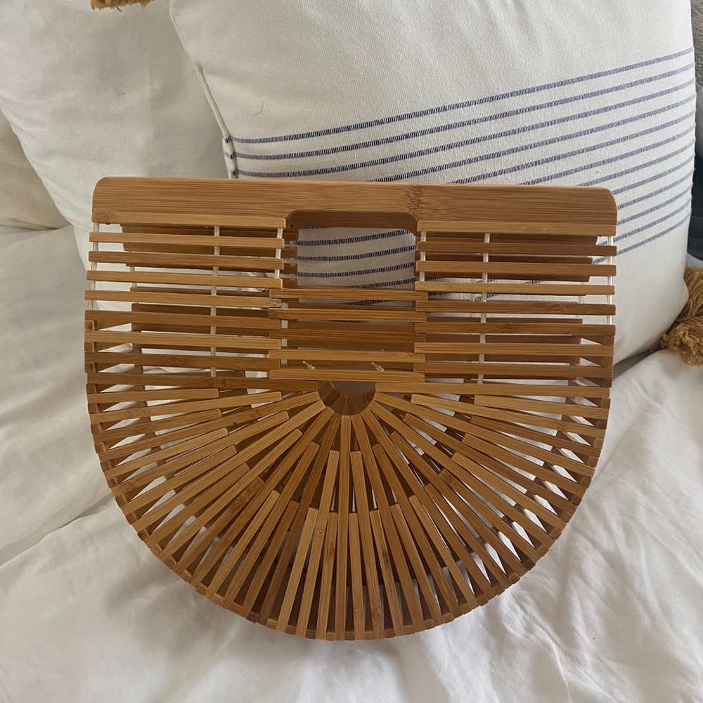 Cult Gaia style ark purse